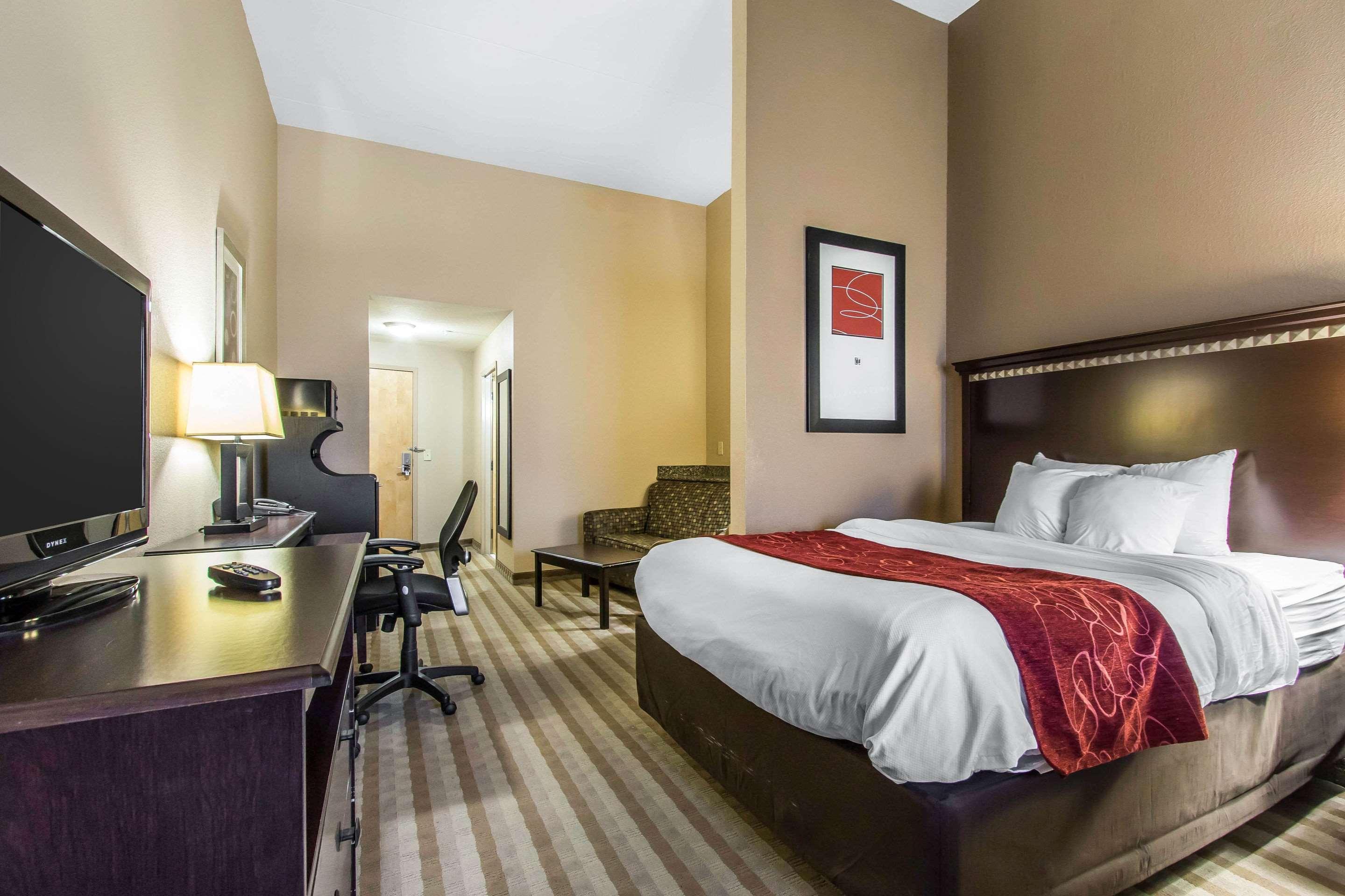 Comfort Suites Смірна Екстер'єр фото