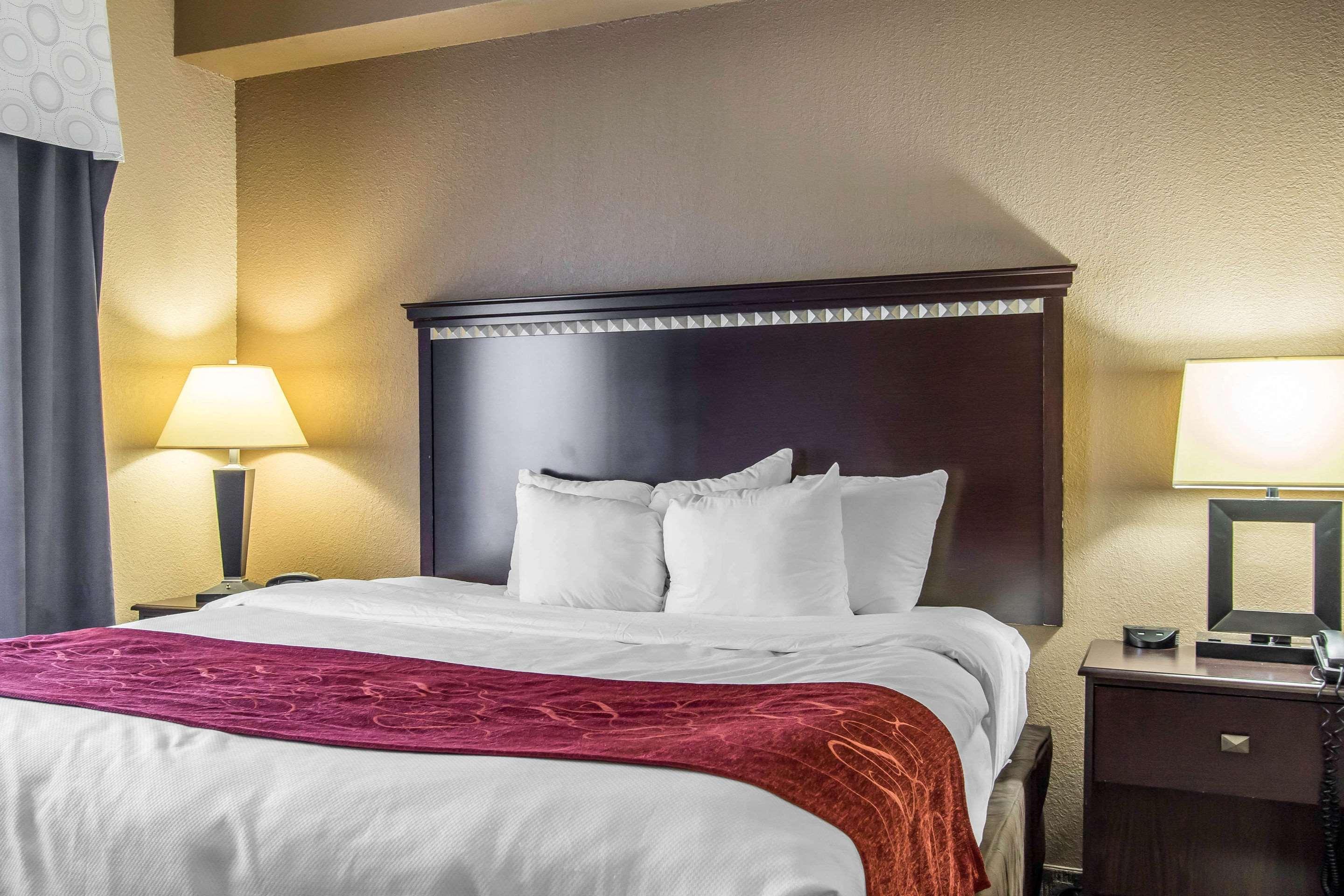 Comfort Suites Смірна Екстер'єр фото