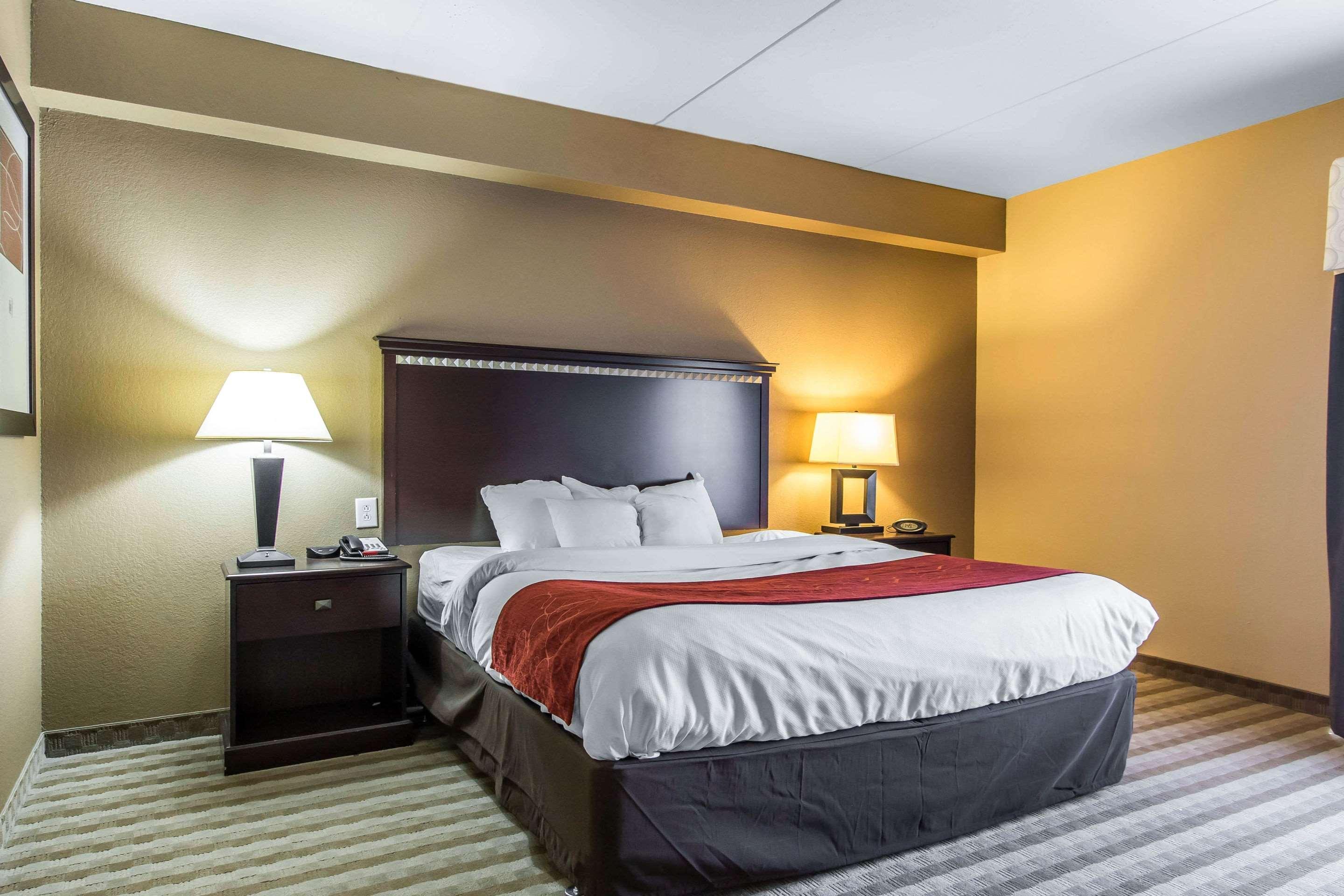 Comfort Suites Смірна Екстер'єр фото