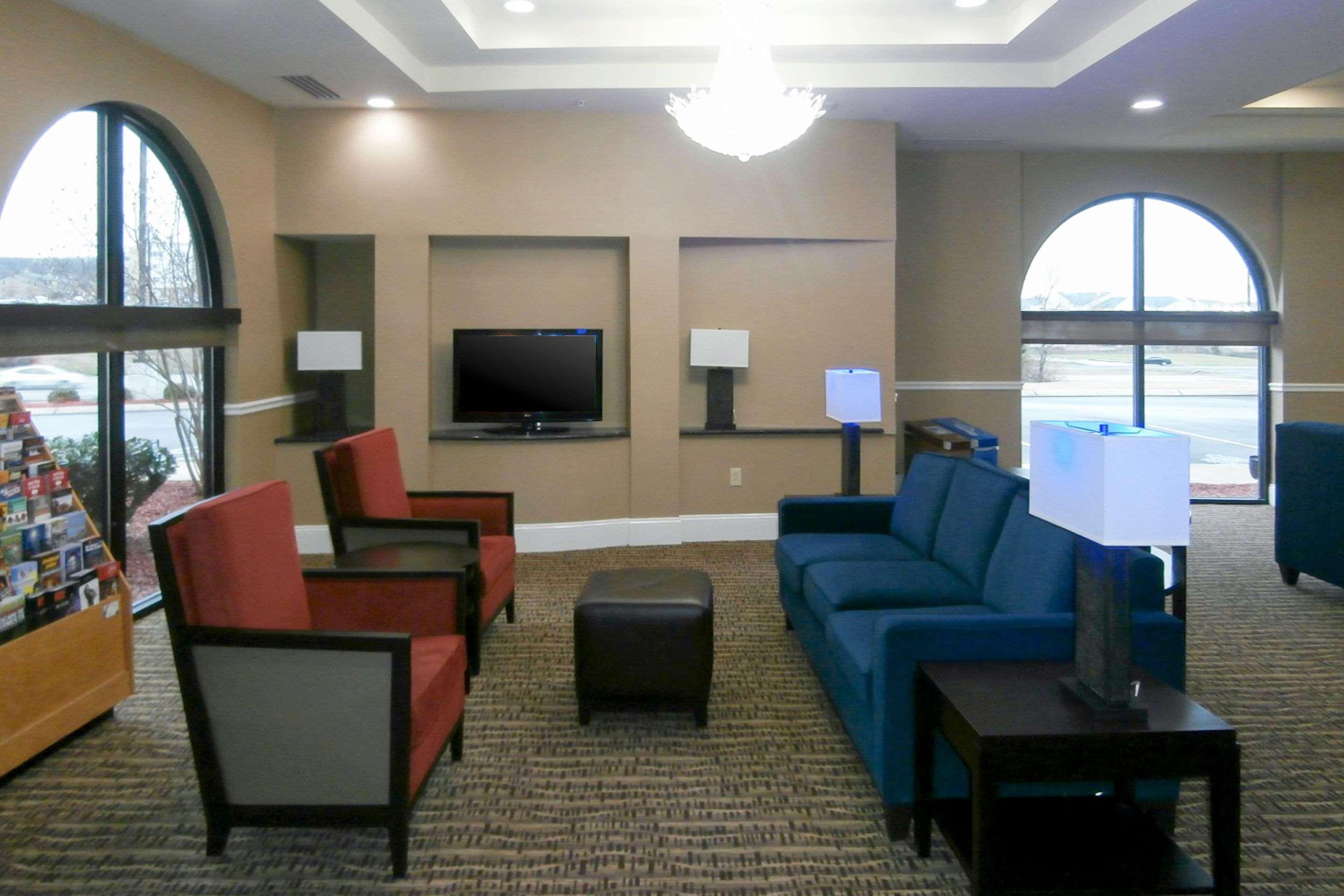 Comfort Suites Смірна Екстер'єр фото