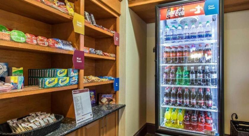 Comfort Suites Смірна Екстер'єр фото