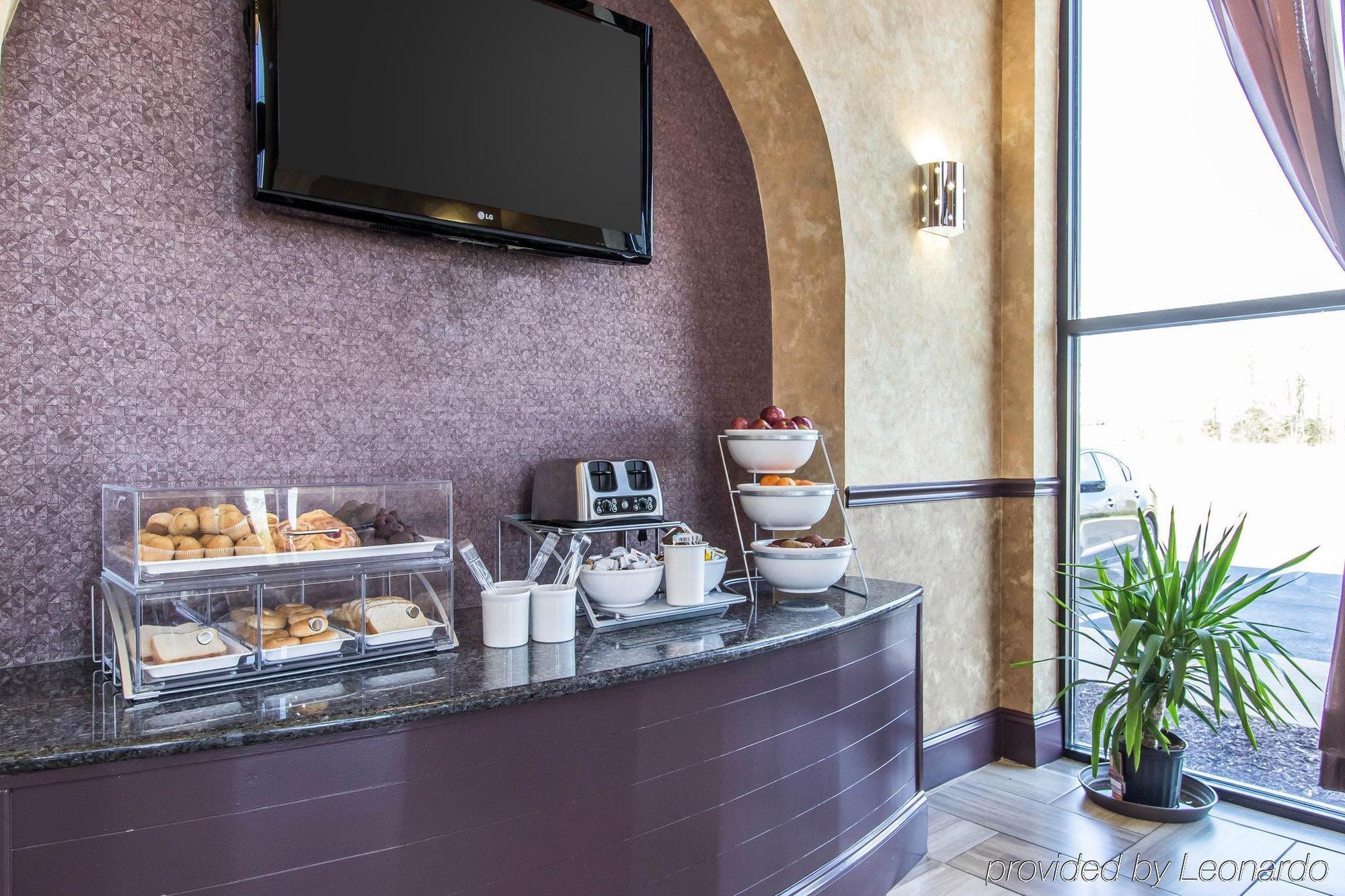 Comfort Suites Смірна Екстер'єр фото