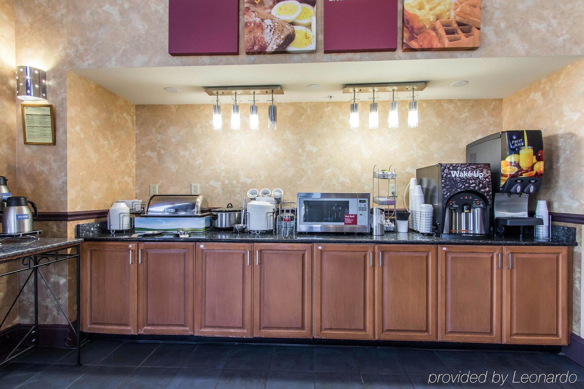 Comfort Suites Смірна Екстер'єр фото