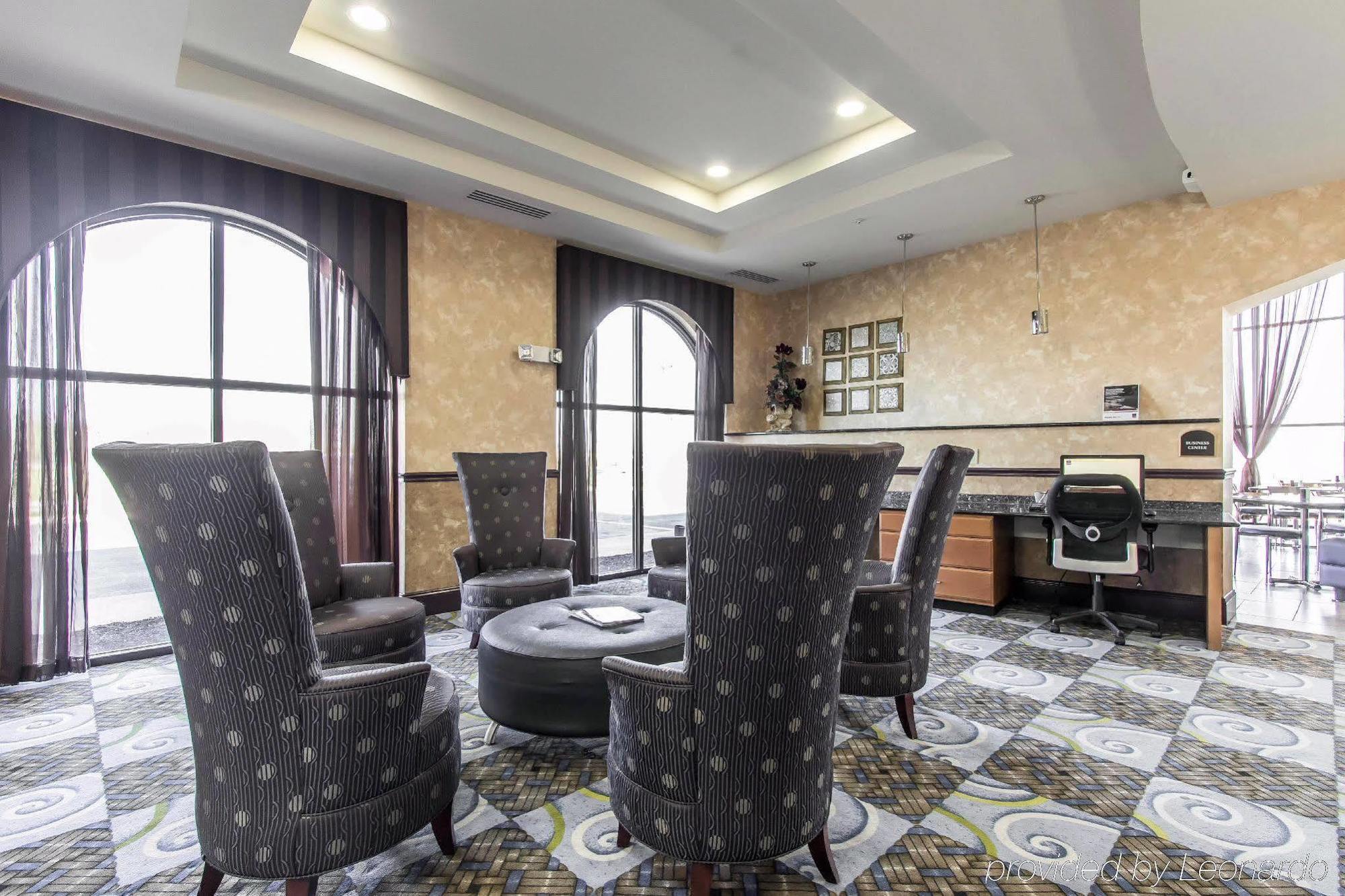 Comfort Suites Смірна Екстер'єр фото